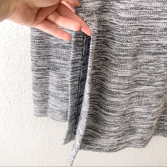 Club Monaco Marled Knit Long Sleeve Sweater Size Medium Casual Crew Side Slits - Picture 3 of 9